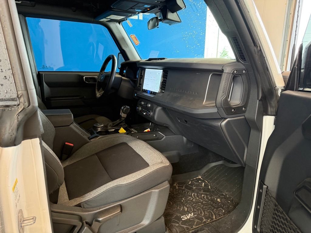 Used 2025 White Ford Big Bend image 9