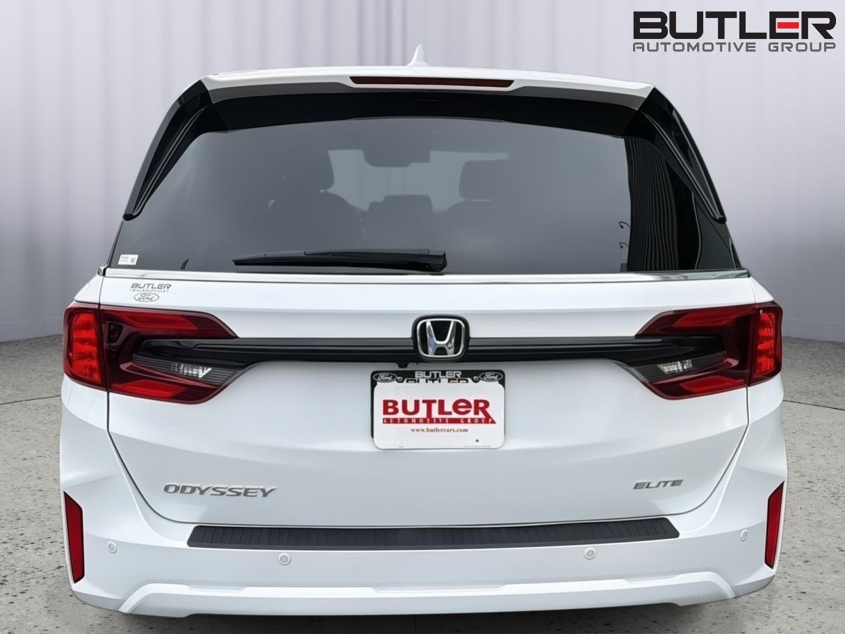Used 2025 Platinum White Pearl Honda Elite image 5