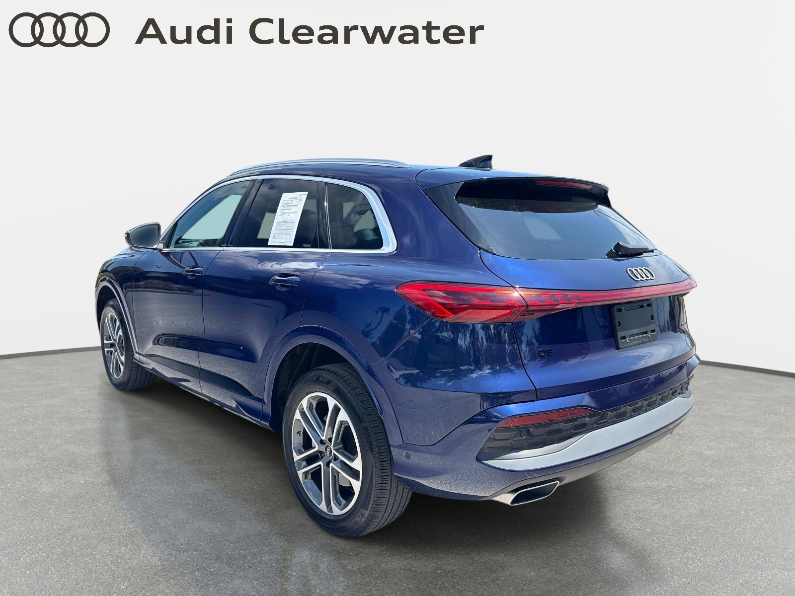 Used 2025 Navarra Blue Metallic Audi Premium image 3