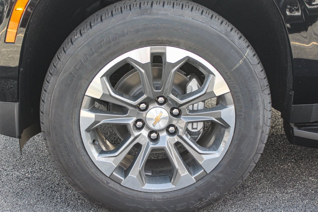 2027 Chevrolet Tahoe LT - Photo 20