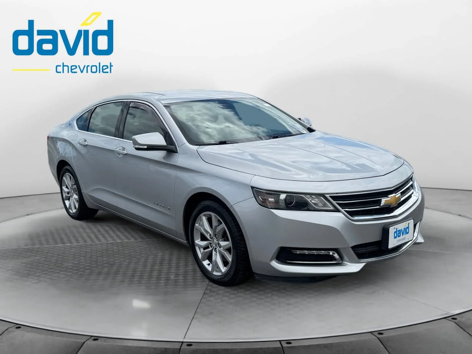 Used 2018 Chevrolet Impala 1LT with VIN 2G1105S33J9139919 for sale in Niagara Falls, NY