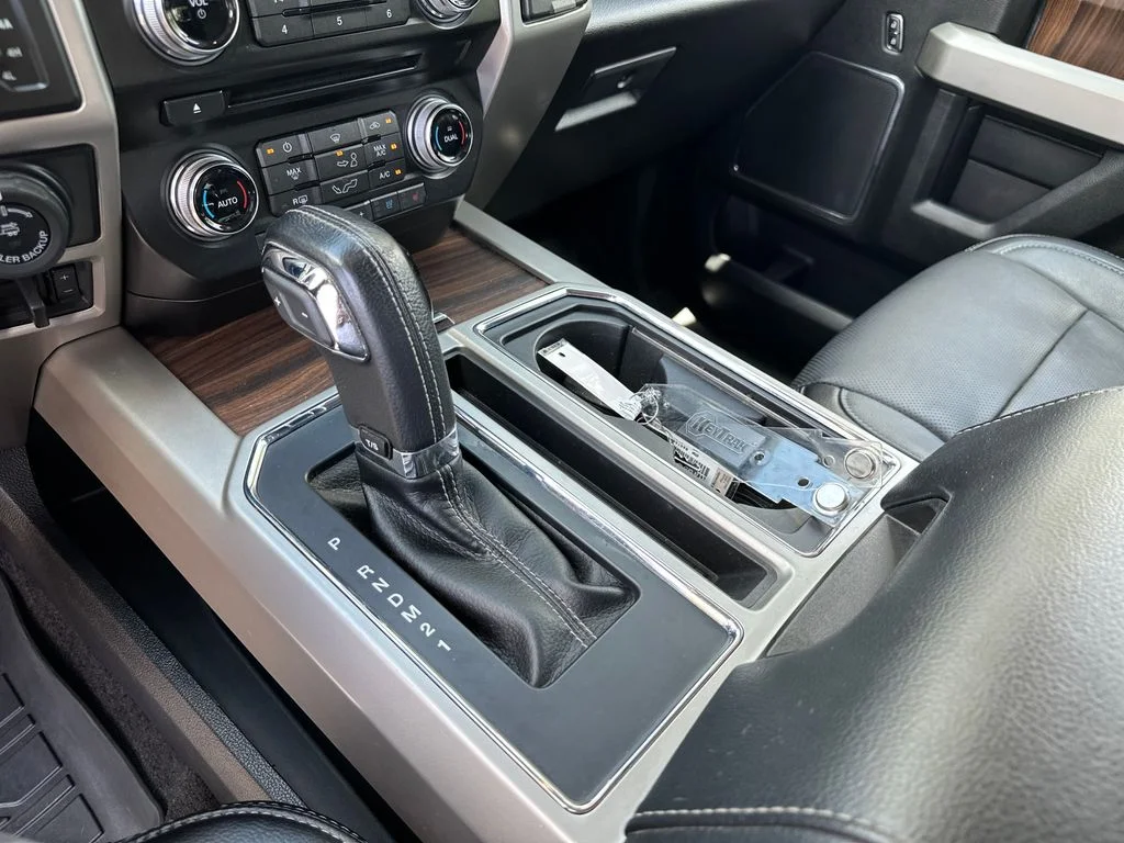 Used 2016 Green Ford Lariat image 32