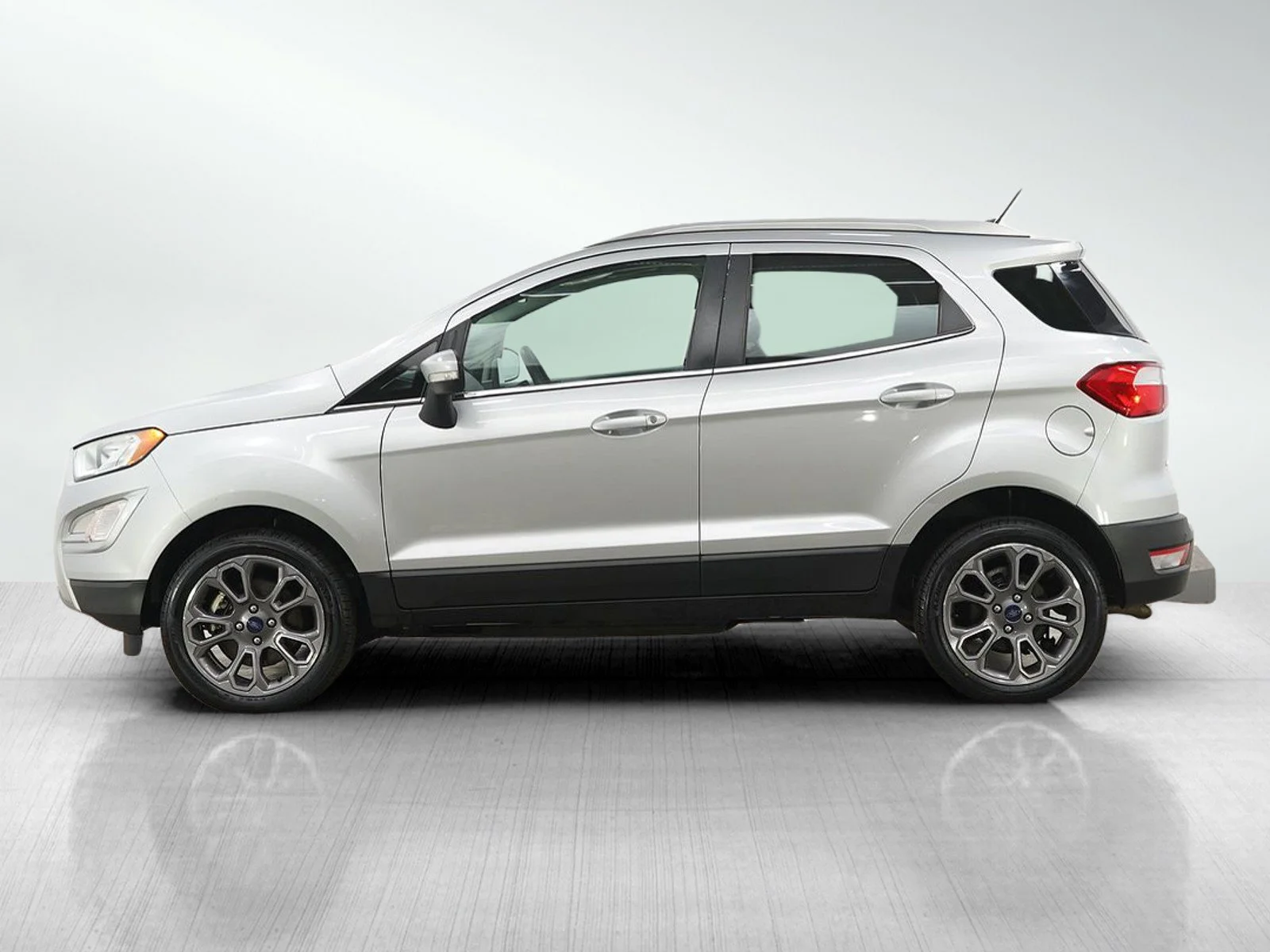 Used 2020 Ford Ecosport Titanium with VIN MAJ6S3KLXLC343646 for sale in Burnsville, Minnesota