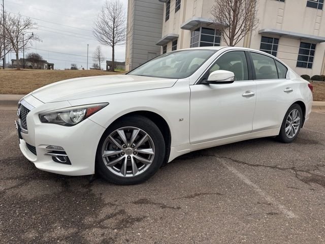 2014 INFINITI Q50 Premium