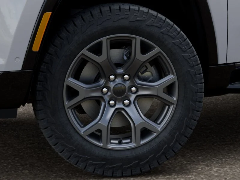 New 2026 Bright White Clear-Coat Exterior Paint Jeep Grand Wagoneer image 4