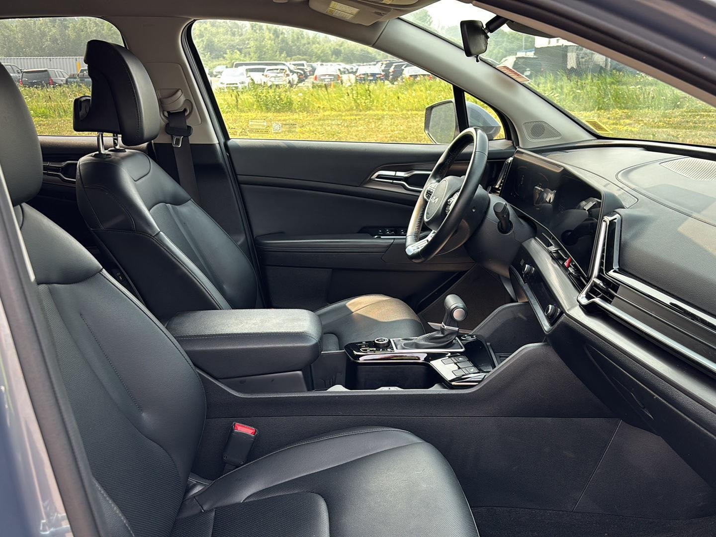 Used 2024 Everlasting Silver Kia EX image 34