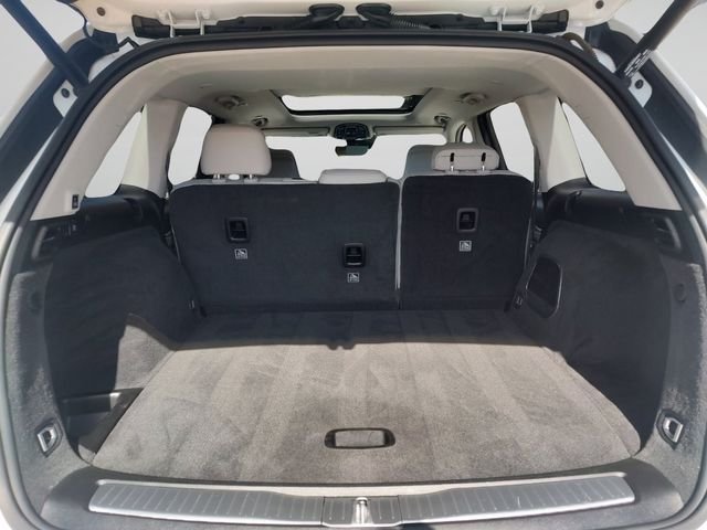 Used 2022 White Jeep Overland image 34
