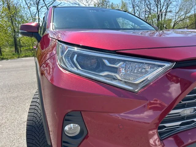 Used 2021 Red Toyota Limited image 34