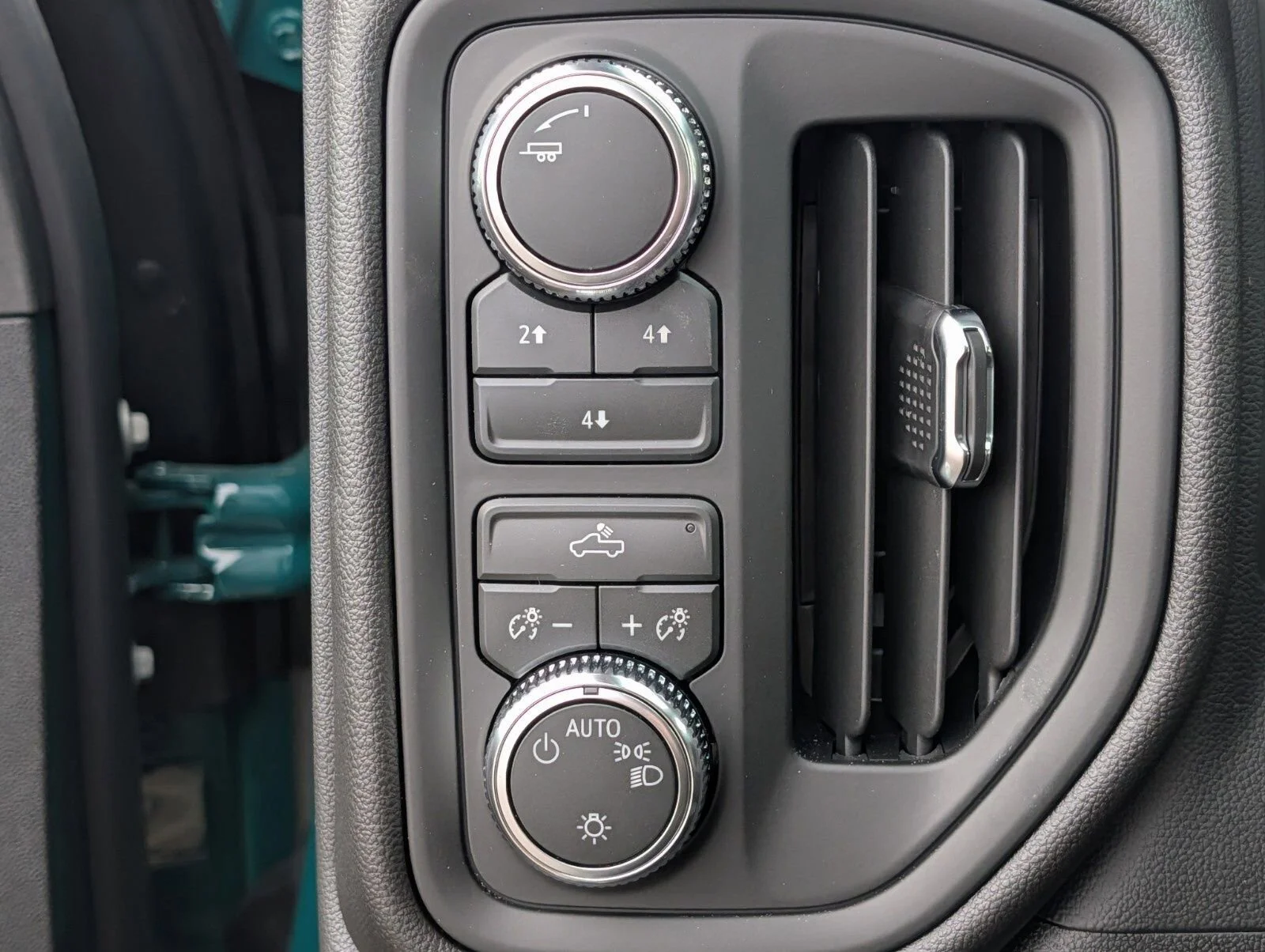 2026 GMC Sierra 3500HD Pro - Photo 14