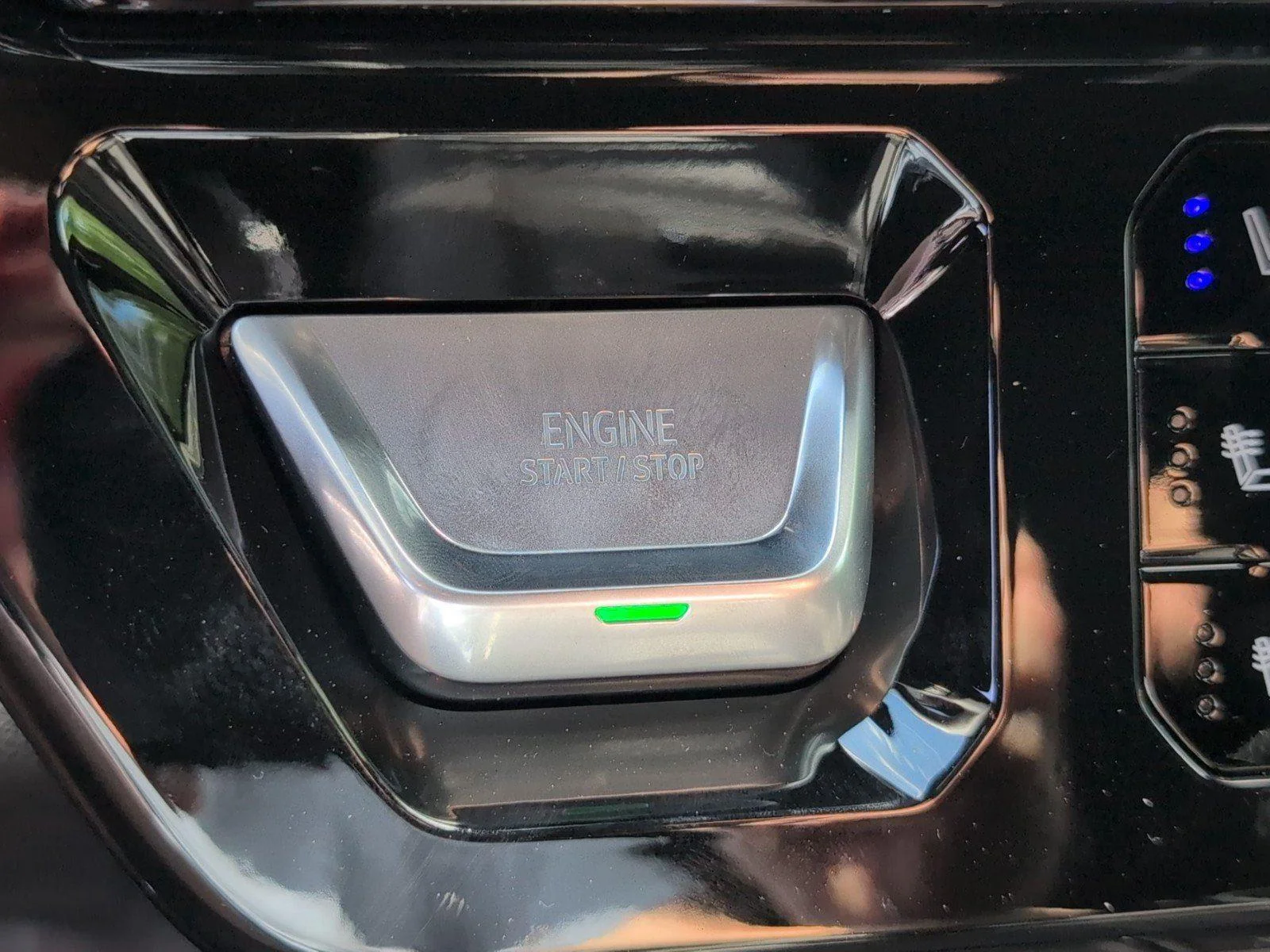 New 2026 Onyx Black GMC AT4X image 24