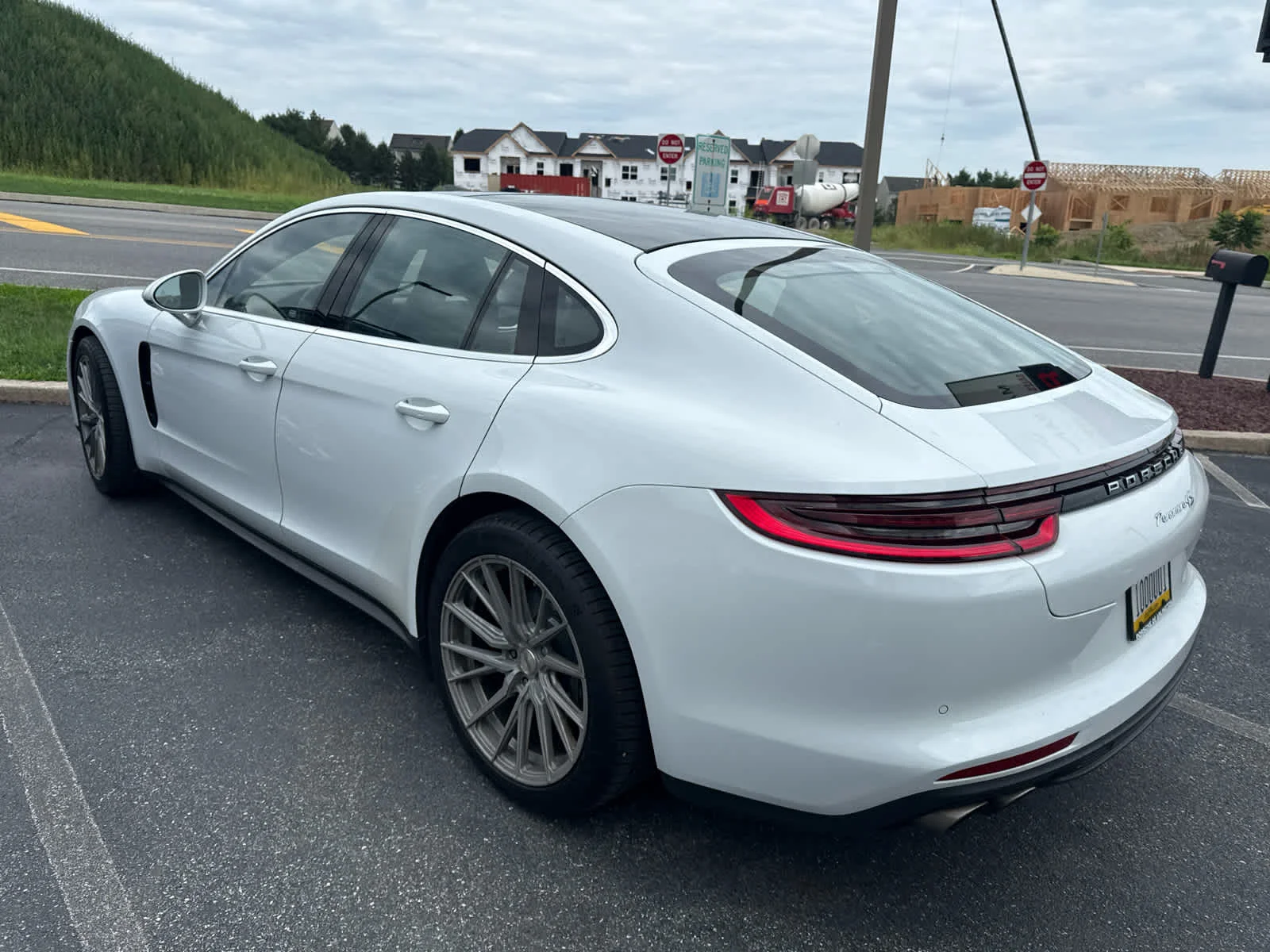 Used 2017 Carrara White Metallic Porsche 4S image 13