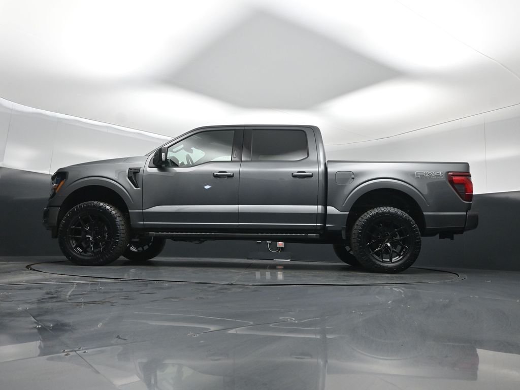 New 2026 Carbonized Gray Metallic Ford XLT image 45