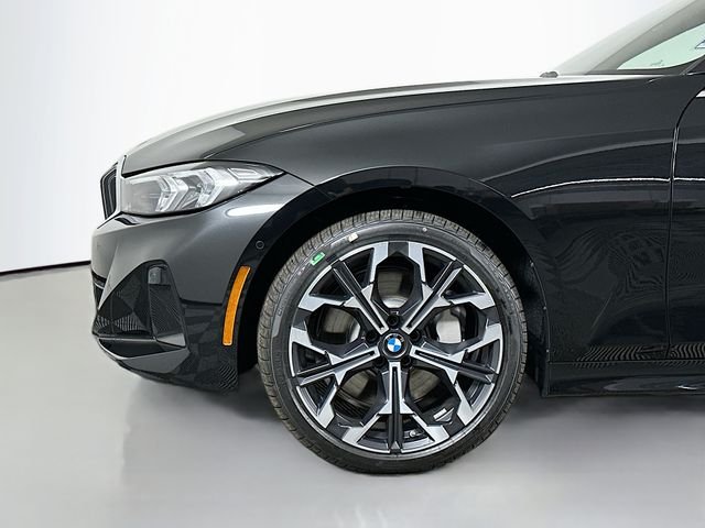 New 2026 Black Sapphire Metallic BMW 330i xDrive image 9