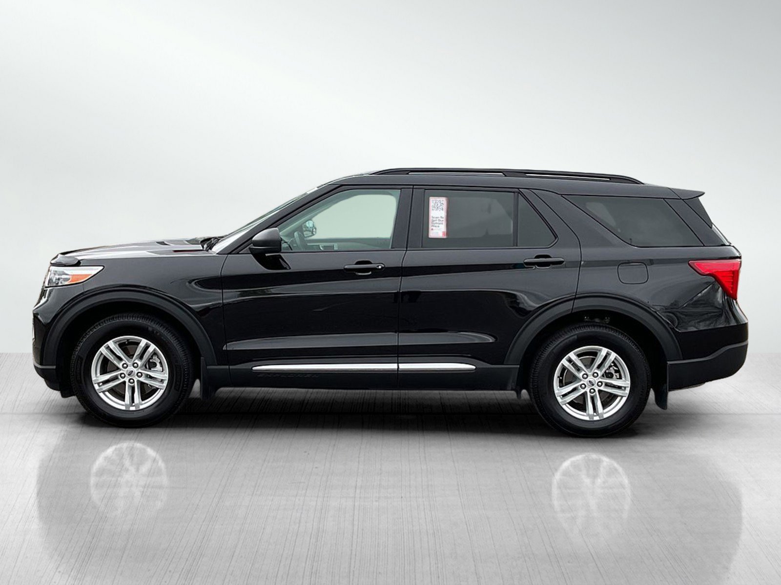 Used 2024 Ford Explorer XLT with VIN 1FMSK8DH6RGA87369 for sale in Brainerd, Minnesota