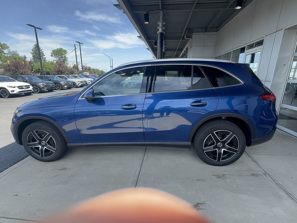 New 2026 Starling Blue Metallic Mercedes-Benz AWD GLC 300 4MATIC® 4dr SUV image 2