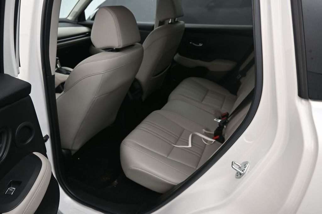 Used 2024 Platinum White Pearl Honda EX-L image 15