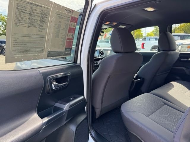Used 2018 White Toyota TRD Off-Road image 29