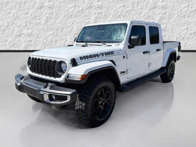 Used 2025 Bright White Clearcoat Jeep High Tide image 7