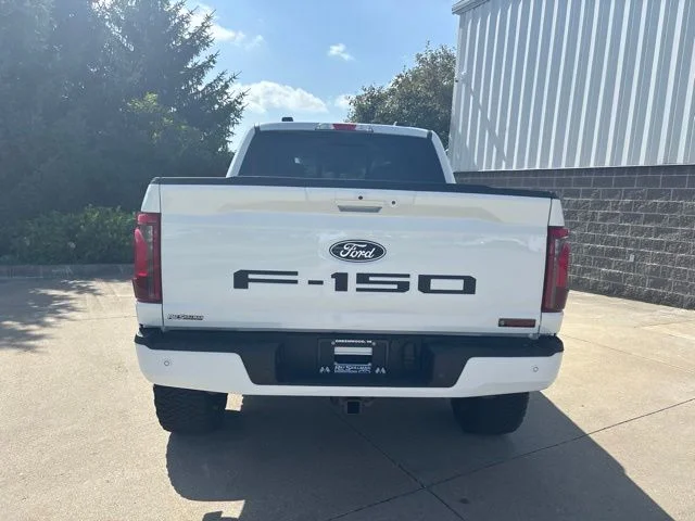 New 2026 Oxford White Ford XLT image 7