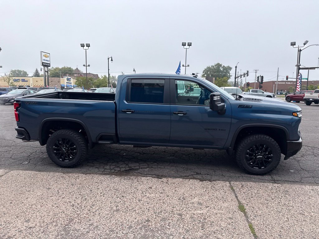 New 2026 Lakeshore Blue Metallic Chevrolet LT image 9