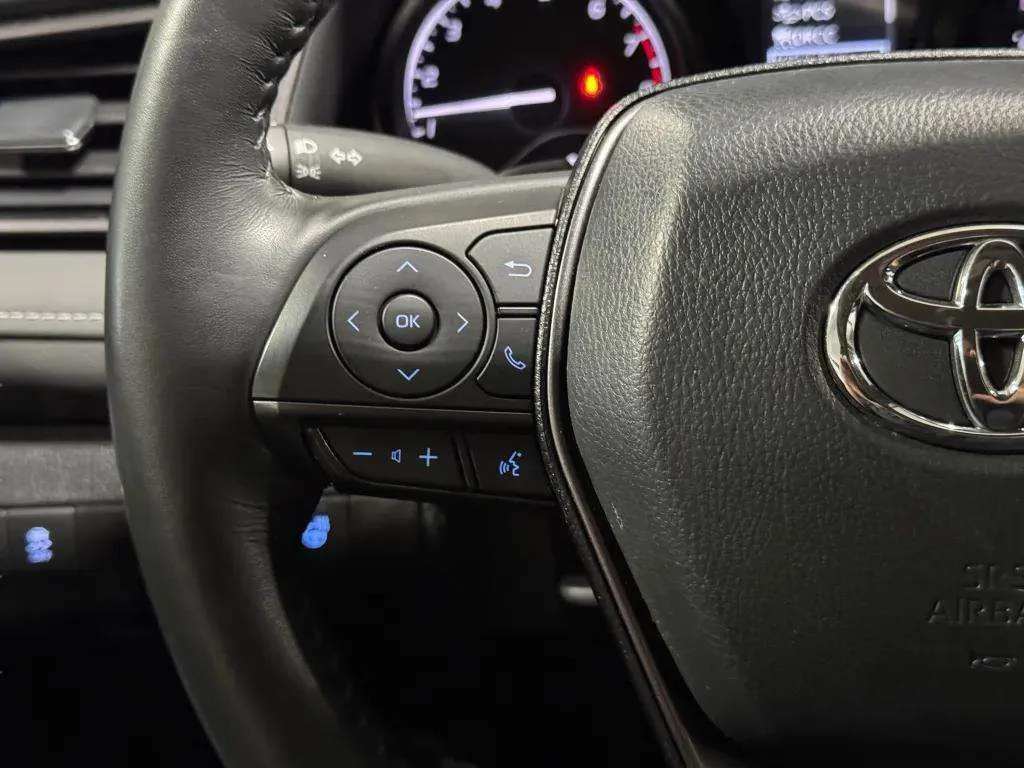 2024 Toyota Camry SE - Photo 15