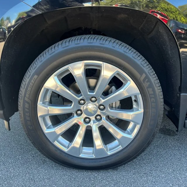 Used 2019 Black Chevrolet High Country image 21