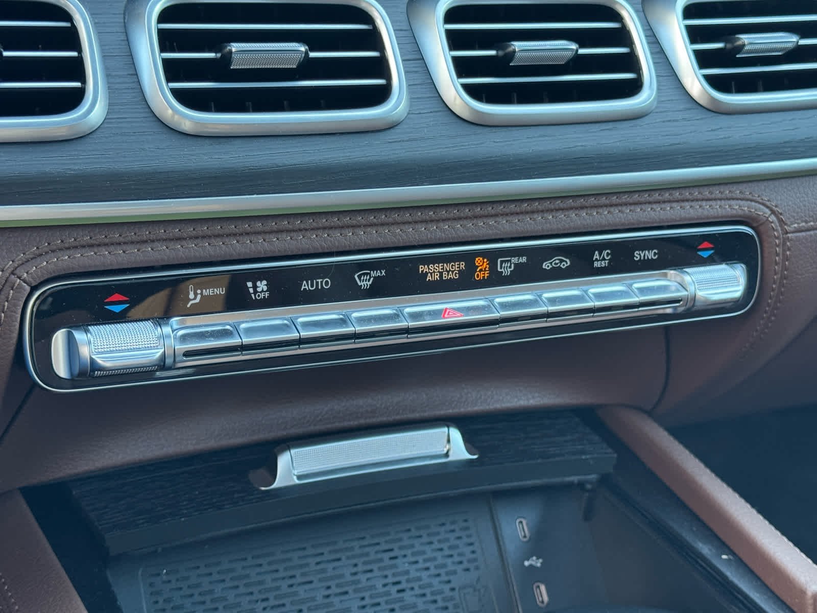 Used 2026 Twilight Blue Metallic Mercedes-Benz GLE 450 image 21