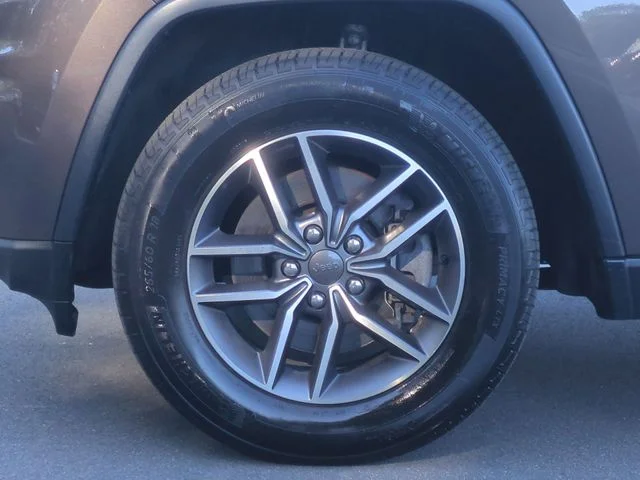 Used 2021 Brown Jeep Limited image 19