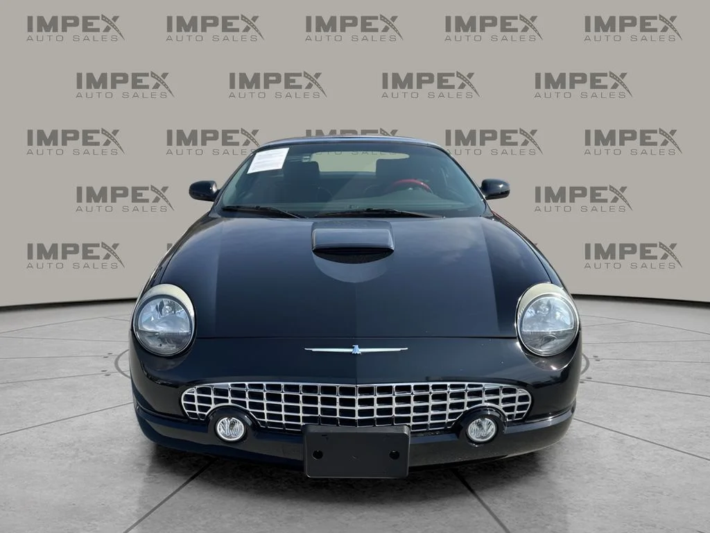 Used 2002 Black Ford Base image 8
