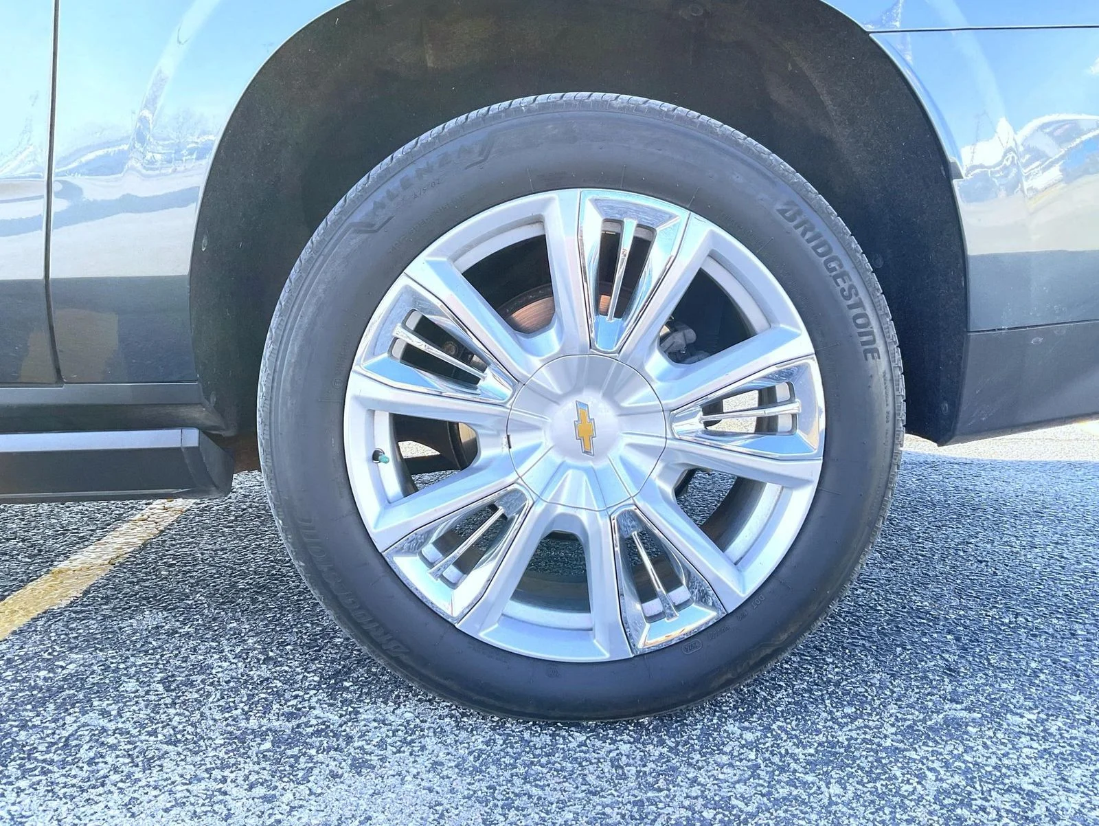 Used 2021 Gray Chevrolet High Country image 26