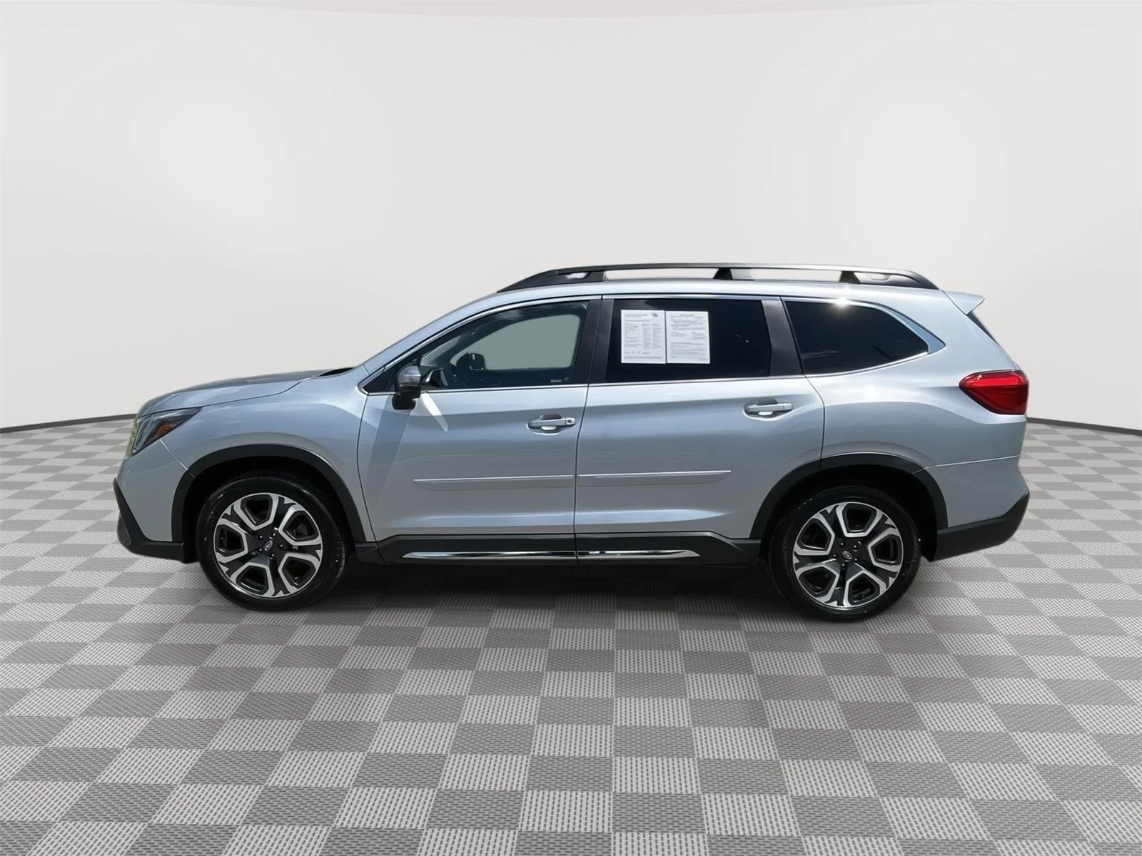 Certified Used 2023 Ice Silver Metallic Subaru Limited image 10