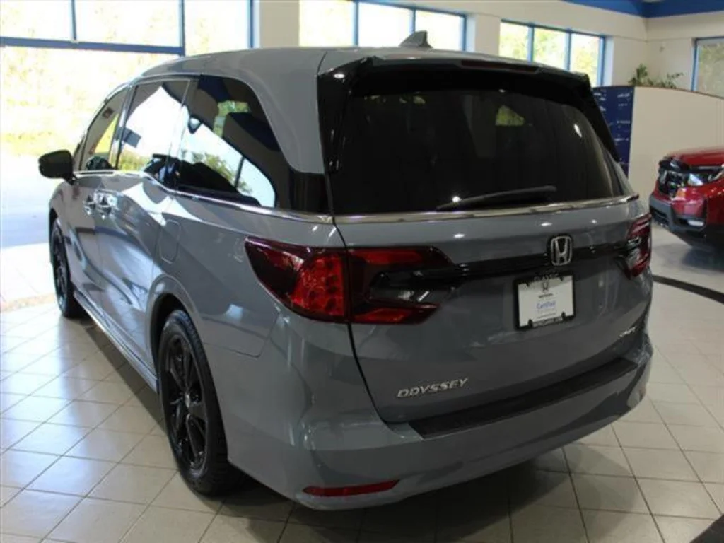 2023 Honda Odyssey SPORT - Photo 7