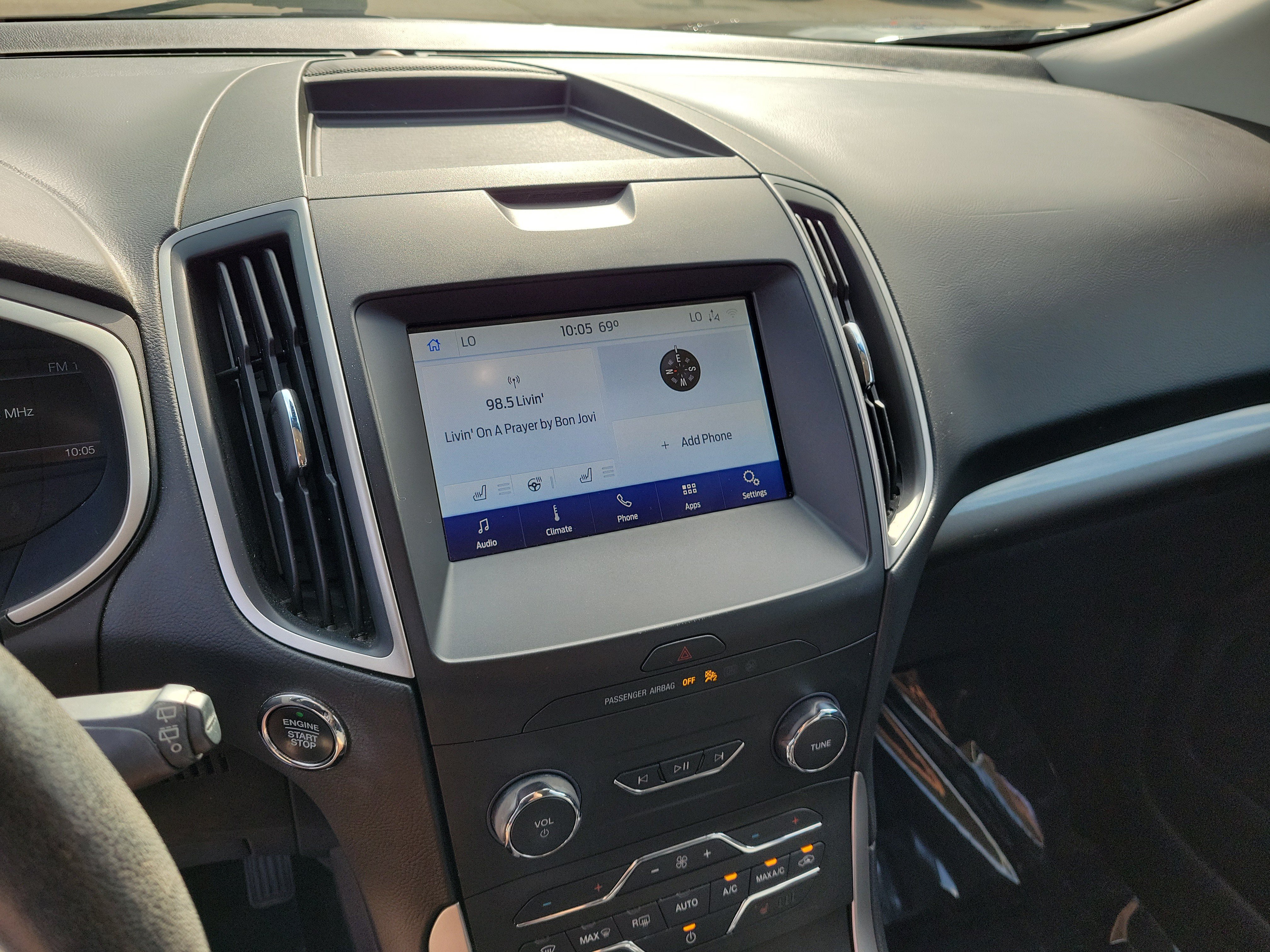 Used 2020 Gray Ford SEL image 30