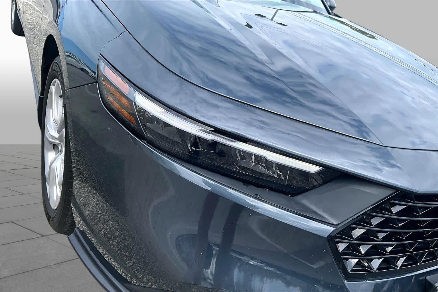 Used 2024 Meteorite Gray Metallic Honda 1.5T LX image 27