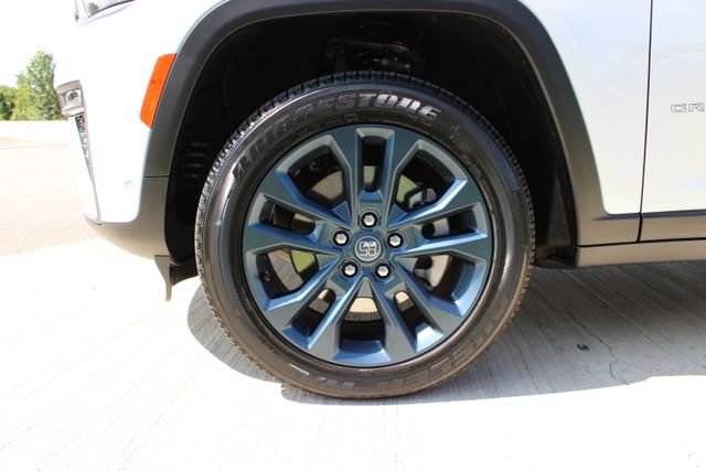 New 2026 Bright White Clearcoat Jeep Limited image 33