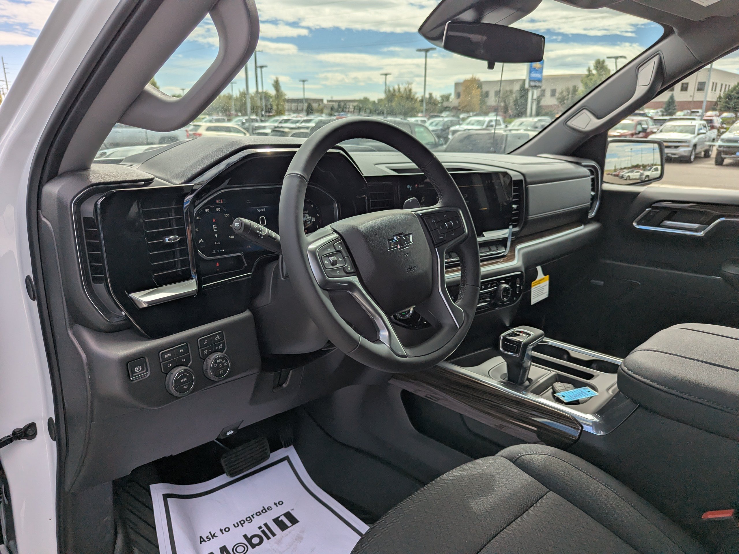 2026 Chevrolet Silverado 1500 LT Trail Boss - Photo 12
