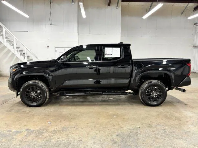 Used 2025 BLACK Toyota  image 4