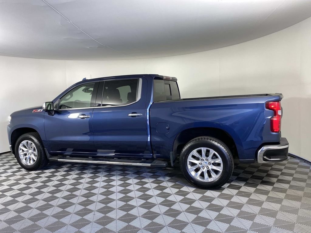 Used 2021 Blue Chevrolet LTZ image 5