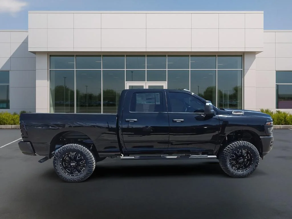 2025 RAM 2500 Tradesman - Photo 8