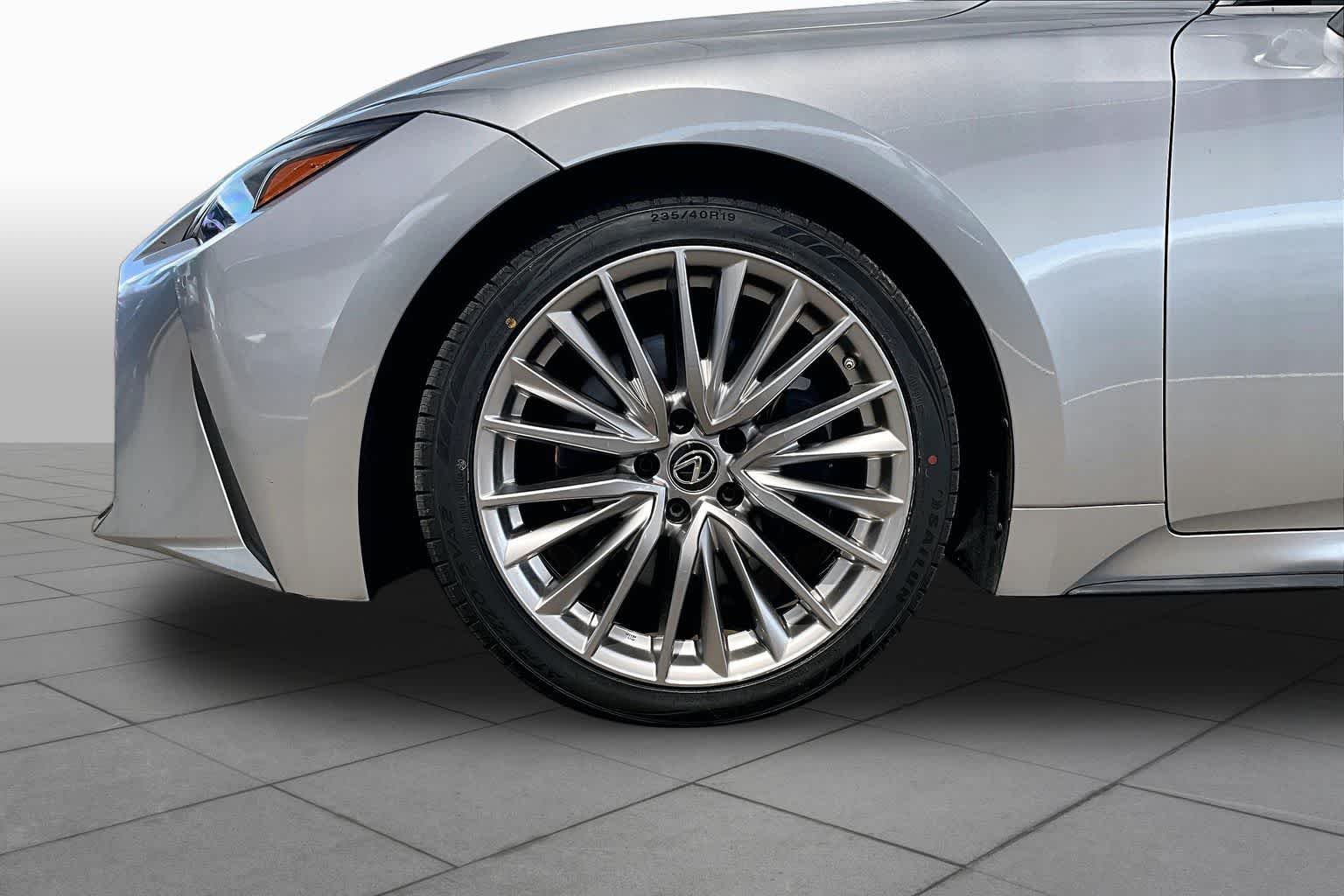 Used 2022 Iridium Lexus  image 11