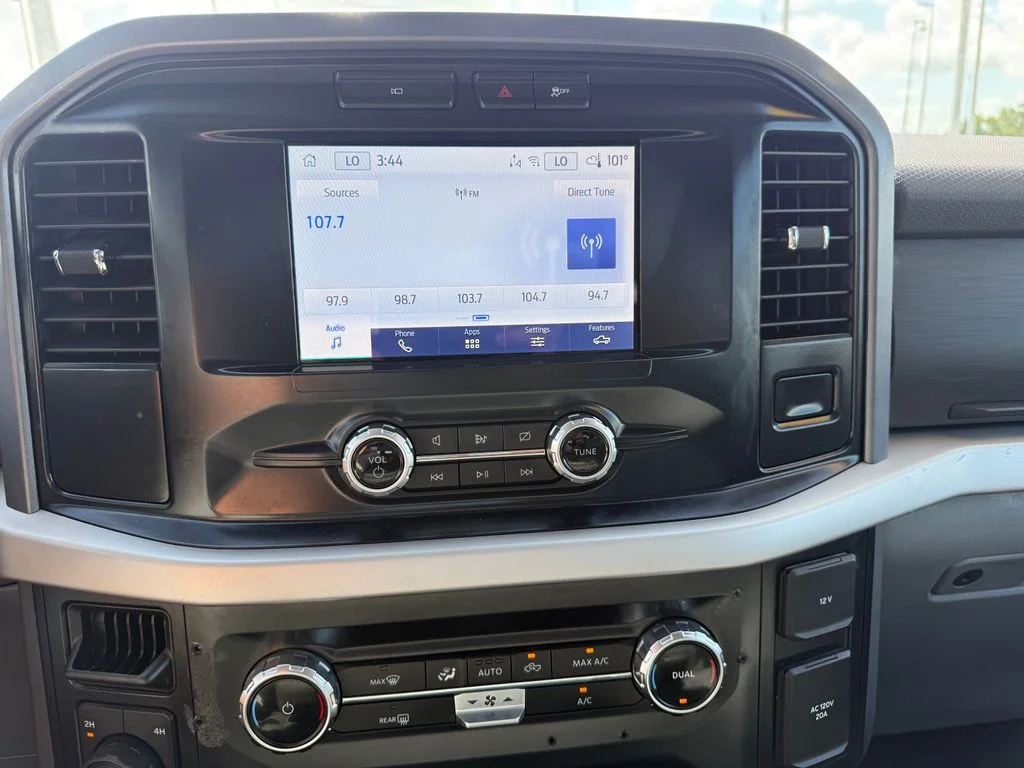 Used 2023 Blue Ford XLT image 11