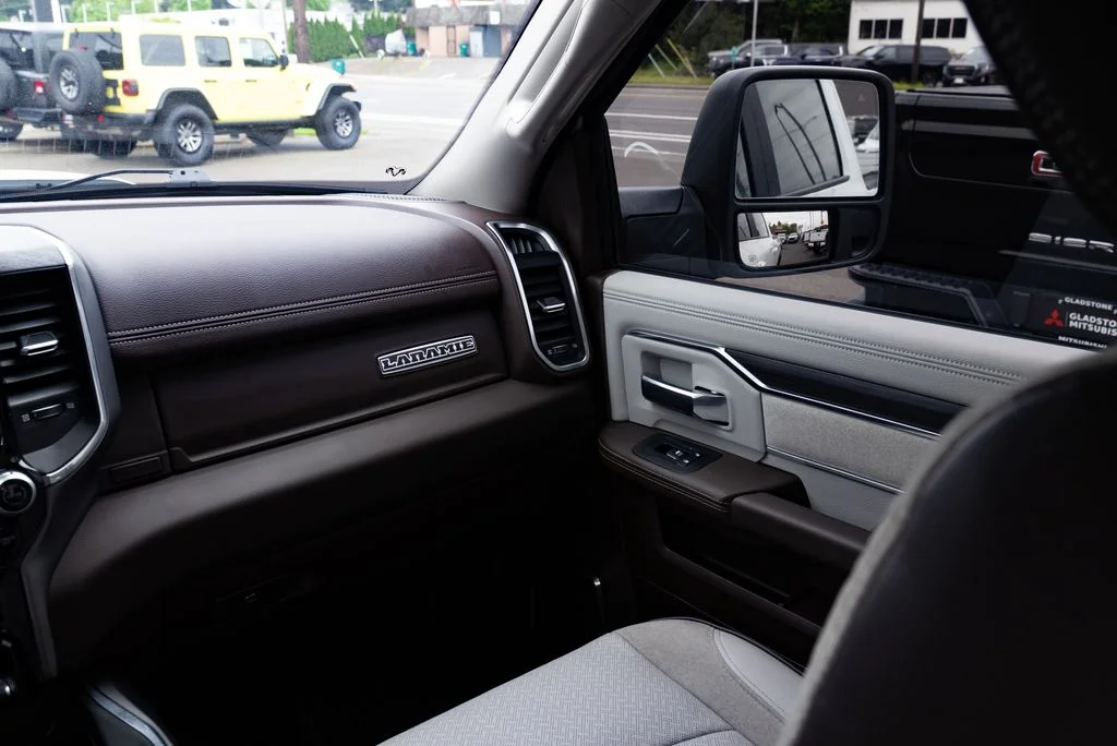 Used 2025 White Ram Laramie image 10