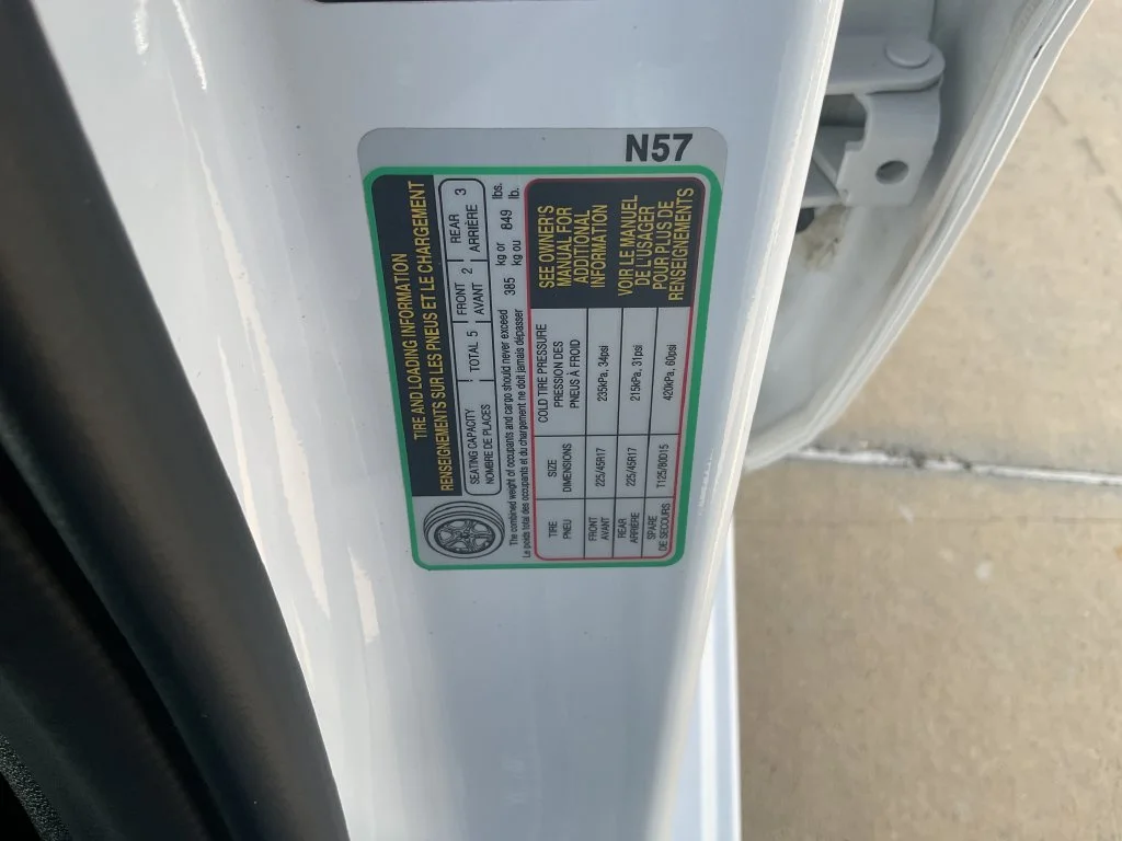 Used 2025 White Hyundai Limited image 33