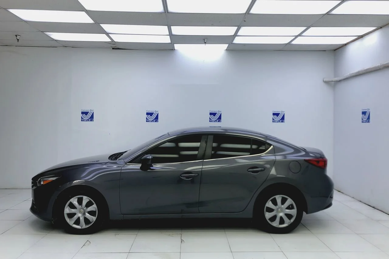Used 2018 Machine Gray Mazda Sport image 9
