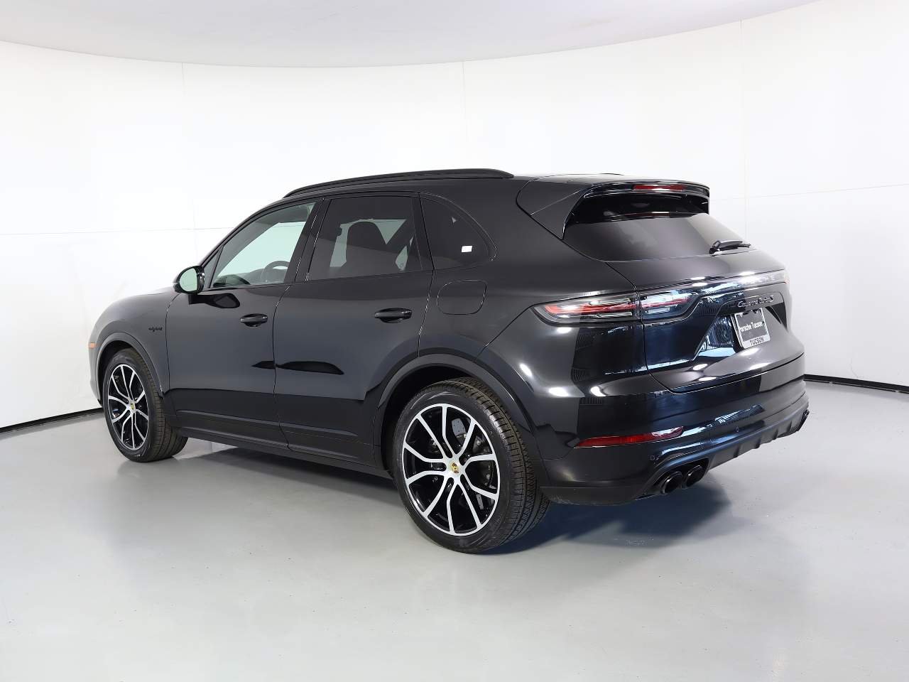 Used 2023 Black Porsche Turbo S E-Hybrid image 3