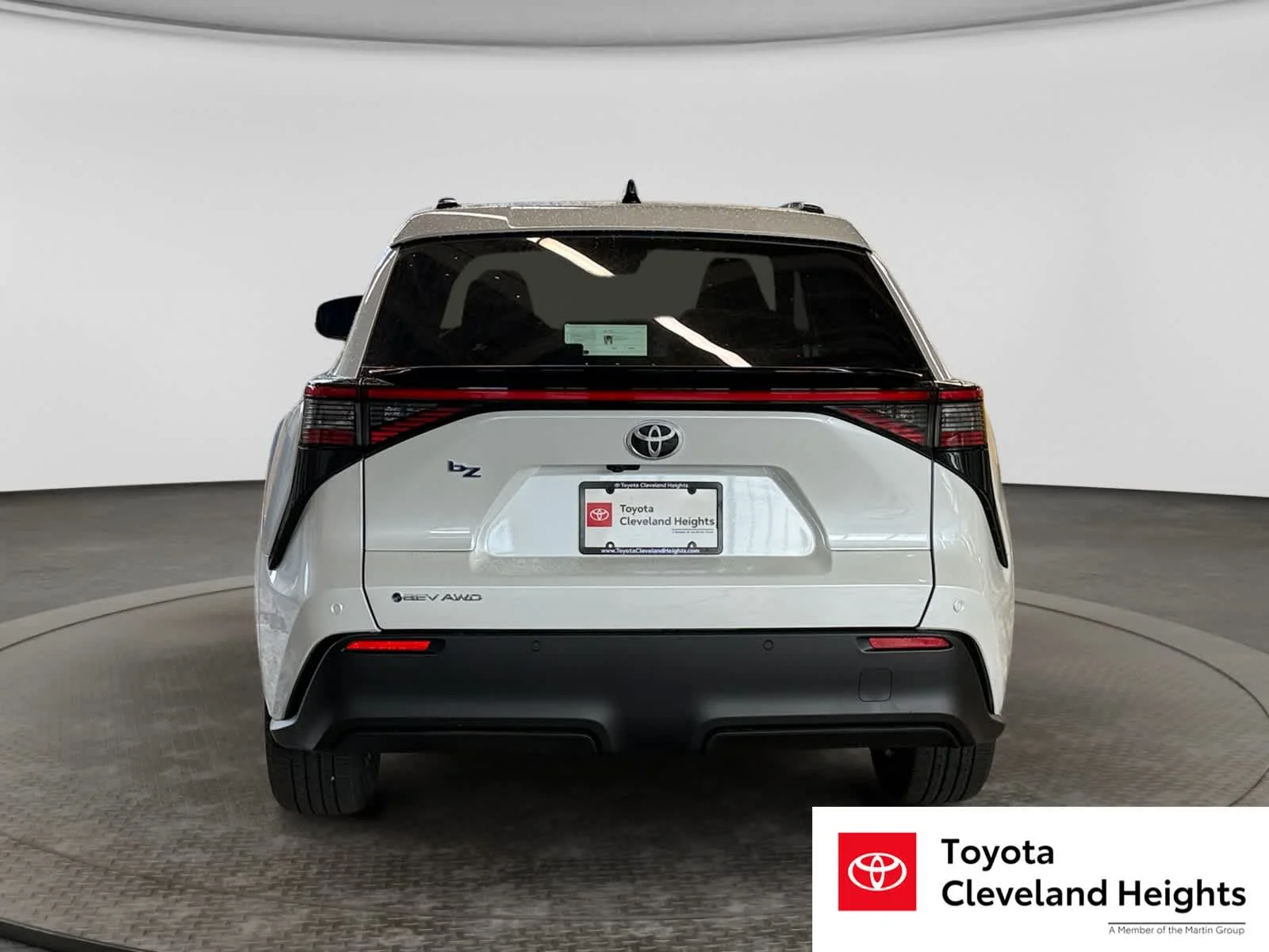 2026 Toyota bZ XLE - Photo 6