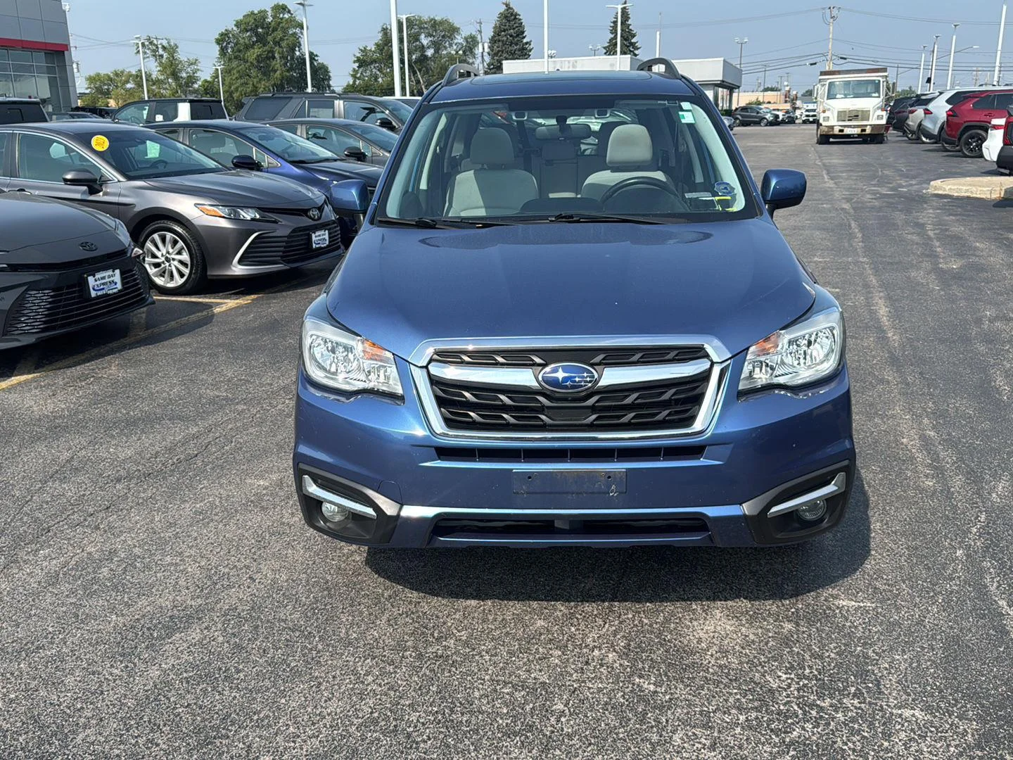 Used 2018 Quartz Blue Pearl Subaru Premium image 2