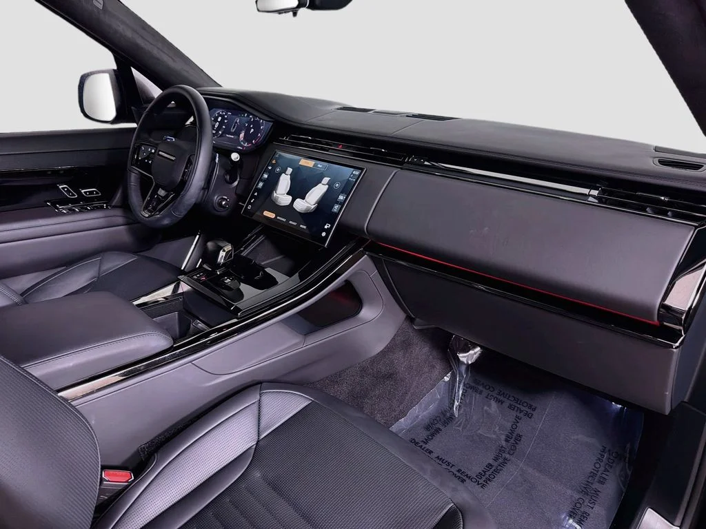 Used 2026 Black Land Rover SV image 32