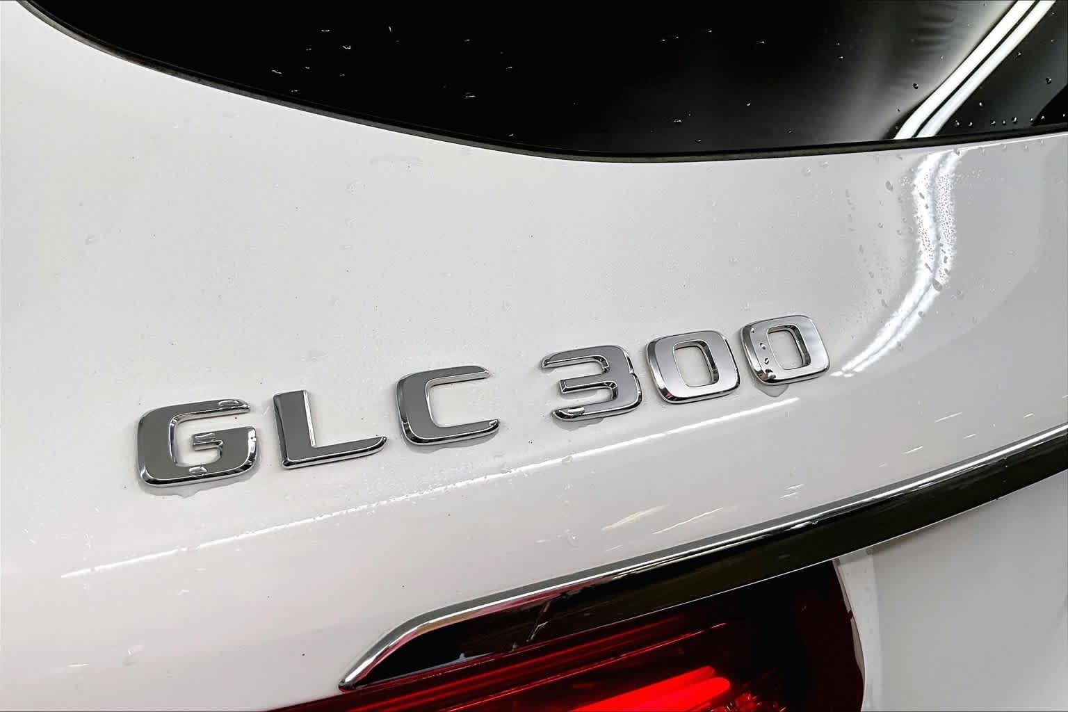 Used 2017 Polar White Mercedes-Benz GLC 300 image 10