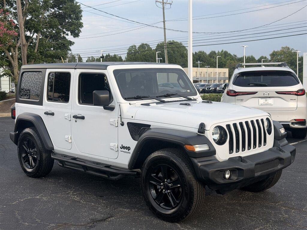 Used 2019 Bright White Clearcoat Jeep Sport Altitude image 8